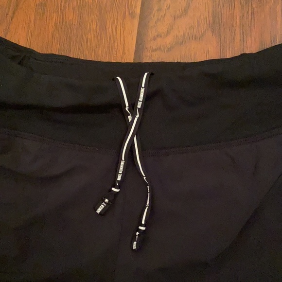 Black Nike Dri-FIT athletic shorts, size s - Picture 7 of 8